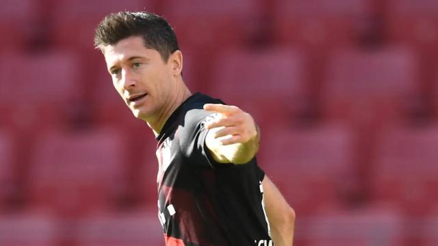 开云入口-演砸夺冠大戏不要紧，莱万进球与弗利克去留更重要