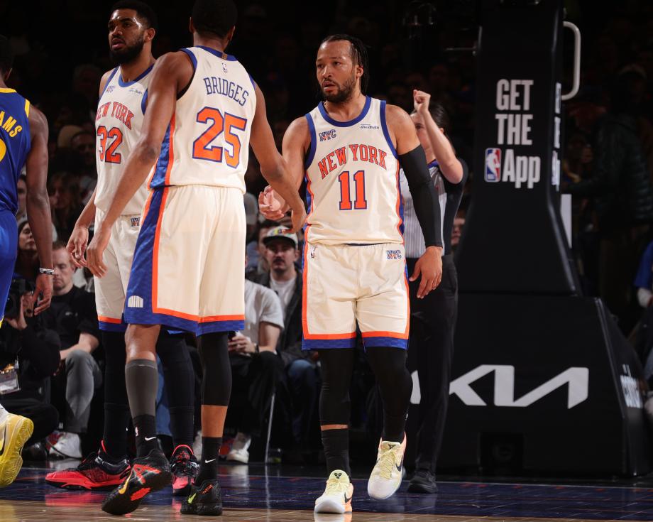 开云-布伦森30+9唐斯17+12 尼克斯胜勇士完成21分大逆转